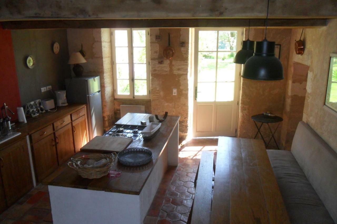 Maison De Bastien Lugon et l’Ile du Carney Esterno foto